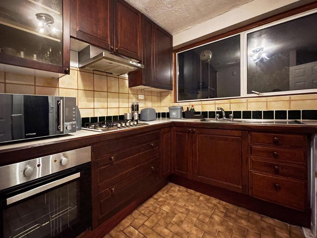 Appartement Vintage 3 Bedroom House Near Catford - 1 Double Bed, 3 Single Beds, Max 5 People Londres